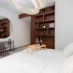 아파트 Sea Towers 15th Floor With Sea View By Renters Prestige