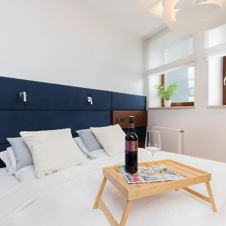 Sea Towers 15th Floor With Sea View By Renters Prestige Apartament