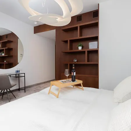 Apartment Sea Towers 15th Floor With Sea View By Renters Prestige