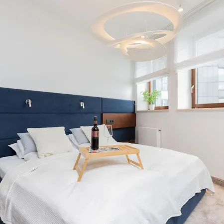 Sea Towers 15th Floor With Sea View By Renters Prestige *