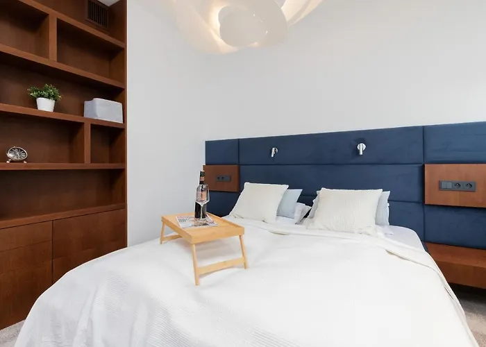 Apartment Sea Towers 15th Floor With Sea View By Renters Prestige