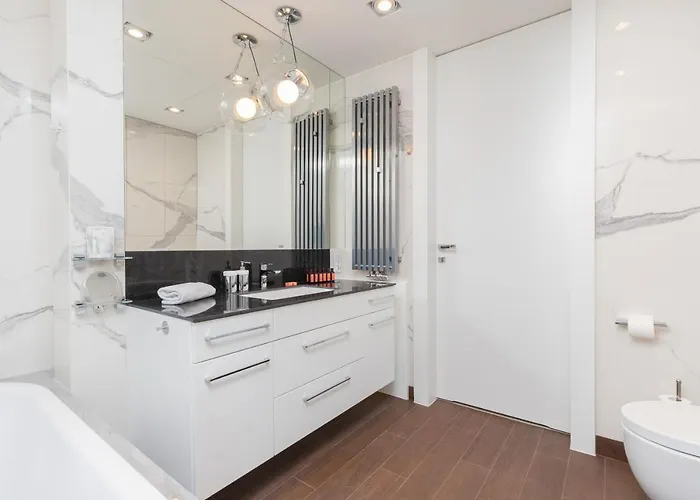 Apartment Sea Towers 15th Floor With Sea View By Renters Prestige Gdynia