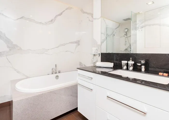 Sea Towers 15th Floor With Sea View By Renters Prestige アパート