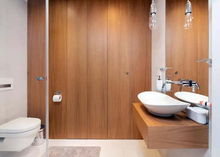 Apartment Sea Towers 15th Floor With Sea View By Renters Prestige